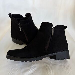 Kelly & Katie Ankle Boot - women's 8.5M - black suede